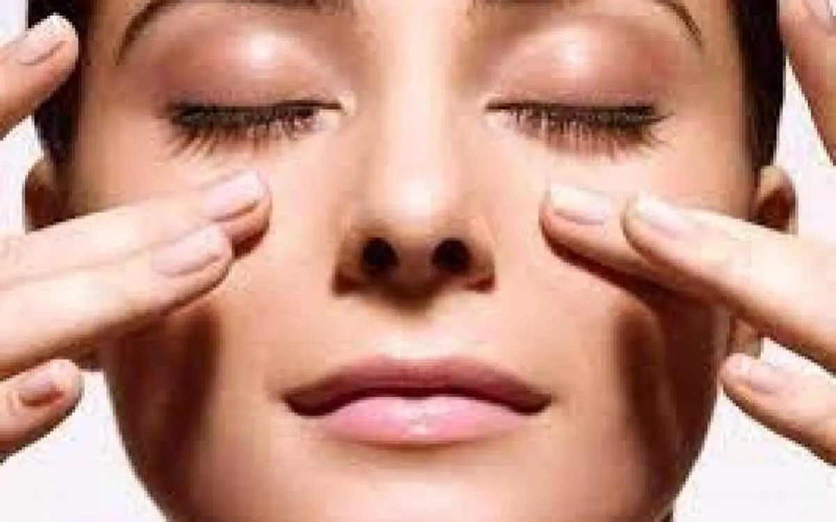 عادت های صبحگاهی که نمی دانستید به پوست صدمه می زنند