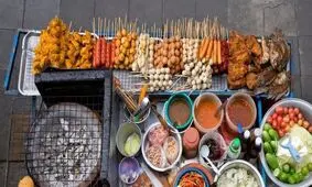  مهارت جالب آشپز هندی در آماده کردن یک غذای محلی در روغن داغ/ ویدئو