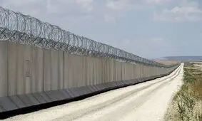 یک مقام نظامی: ۴۰ کیلومتر از دیوار مرز شرقی کشور نصب شده است

