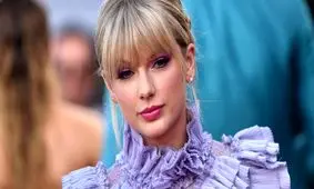 حمله طرفداران تیلور سوئیفت به صفحه جک جینهال به خاطر افشاگری این خواننده از ضربه روحی‌اش