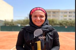 قهرمانی کیمیا ثاقب تهرانی در مسابقات تنیس ۱۰۰۰ امتیازی زنان

