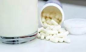 چرا نباید این مکمل را همراه لبنیات مصرف کرد؟
