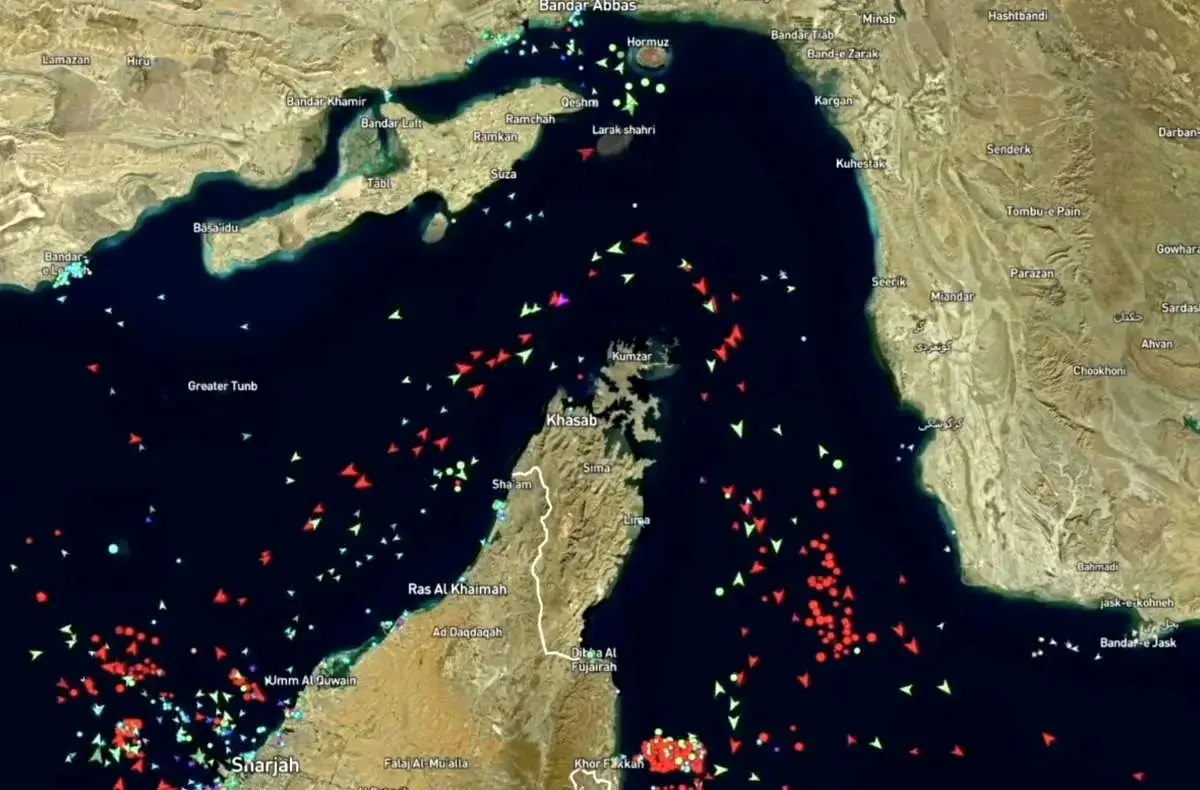 عبور ابرنفتکش حامل 2 میلیون بشکه نفت خام عراق از تنگه هرمز