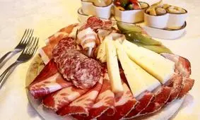 از مصرف غذاهای حاوی تیرامین پرهیز کنید