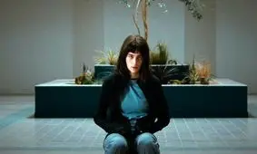 بررسی فیلم Double Blind؛ علمی‌تخیلی که نمی‌گذارد «بخوابید»