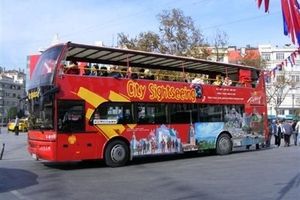 اجرای طرح اتوبوس مشهدگردی در نوروز ۱۴۰۱/ چهار ایستگاه استقبال از زائر در محورهای ورودی شهر