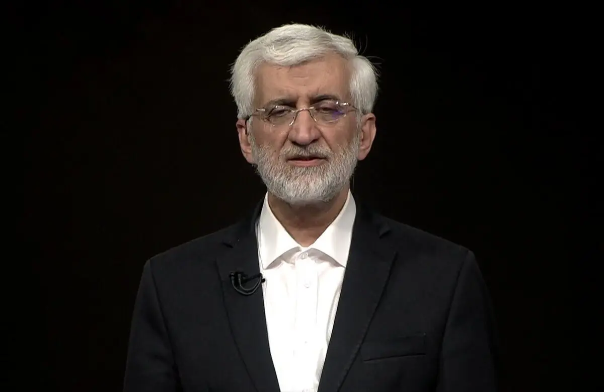 جلیلی: آماده‌ام با روحانی مناظره کنم؛ او باید با یک بچه دبستانی مناظره کند و محکوم هم می‌شود/ گلابی‌های برجام چه شد؟/ تنها فایده برجام «عبرت گرفتن» است/ تمدن غرب در جنگ ۱۲ روزه تمام ظرفیت خود را پای کار آورد