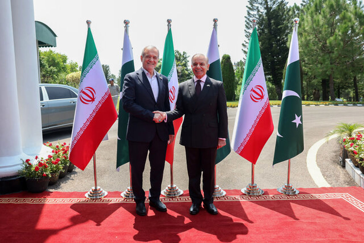 نخستوزیر پاکستان: دیداری صمیمانه با رئیسجمهور پزشکیان داشتم