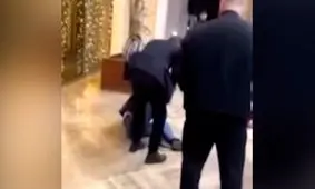  ضرب و شتم نخست‌وزیر اسبق گرجستان/ ویدئو

