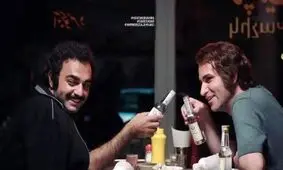 عکس یادگاری هوتن شکیبا و صابر ابر در آخرین روز فیلمبرداری تاسیان