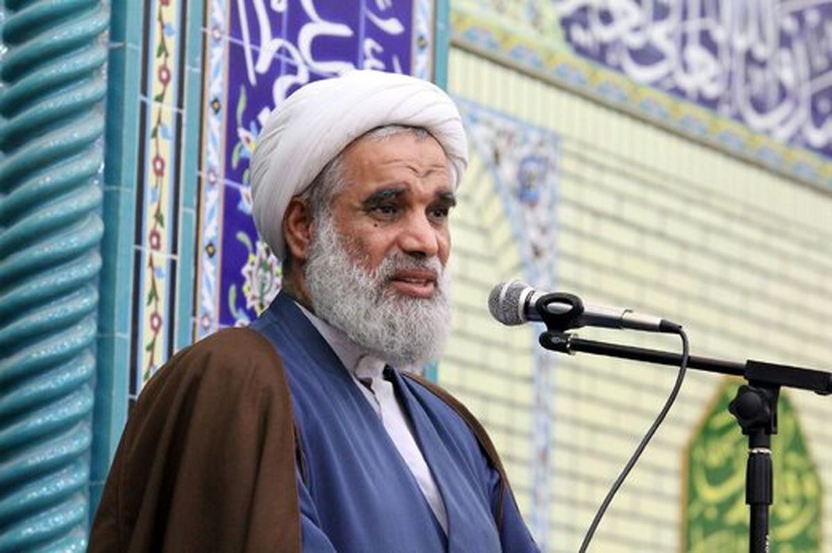 عضو مجلس خبرگان رهبری: جمهوری اسلامی در مسئله حجاب هرگز کوتاه نمیآید/ ترامپ با گردنکلفتی، قصد گرفتن امتیاز از راه اعمال فشار را دارد