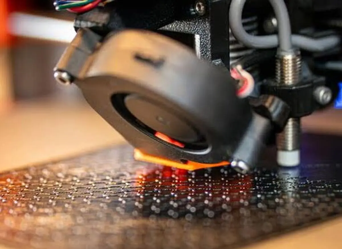 محافظت در برابر تداخل الکترومغناطیسی با لایه‌ای نازکتر از موی انسان

