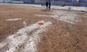 فاجعه ای دیگر در فوتبال ایران با گچ و اسپری قرمز در ارومیه!/ ویدئو
