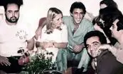 عکس اکبر عبدی کنار گوگوش و خسرو شکیبایی در مهمانی خصوصی