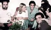 عکس اکبر عبدی کنار گوگوش و خسرو شکیبایی در مهمانی خصوصی