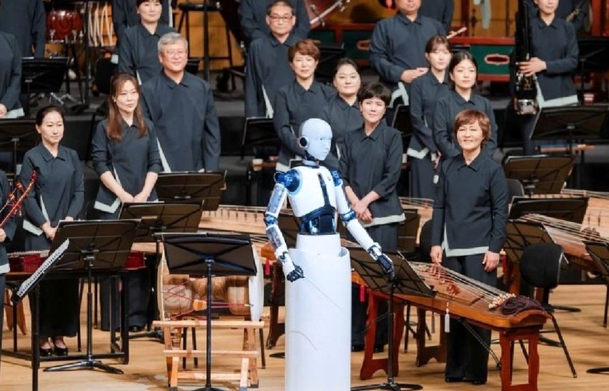 یک ربات رهبر ارکستر ملی شد/ ویدئو