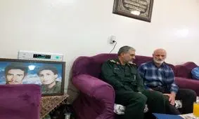 دیدار فرمانده محترم سپاه ولیعصر(عج) باخانواده شهیدان صفی الله ونبی الله گنجی