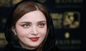 ظاهر زیبای بهنوش طباطبایی در یک شب‌نشینی هنری