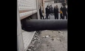 برخورد بوستر موشک به یک واحد مسکونی در دورود

