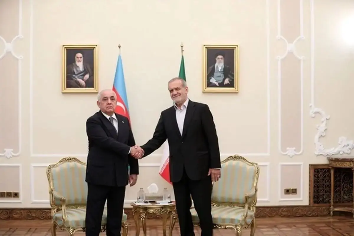 دعوت علی‌اف از پزشکیان برای سفر به جمهوری آذربایجان

