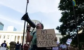 لغو قانون سقط جنین؛ تصمیمی که می تواند آمریکا را زیر و رو کند/ بایدن از گوشه رینگ فرار می کند؟/ شاید سناریوی انتخابات 2020 تکرار شود