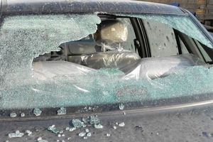 تخریب بیش از ۱۰ خودرو در ری/ متهم دستگیر شد