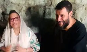 گوهر خیراندیش با دو ستاره «وحشی»؛ لحظه‌ای صمیمی پشت دوربین/ ویدئو