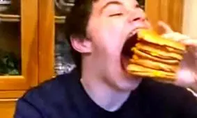 فردی که بزرگترین دهان جهان را دارد! |  ویدئو