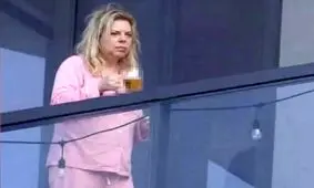 عکس جنجالی همسر نتانیاهو در میامی | مست و لایعقل و ترسان