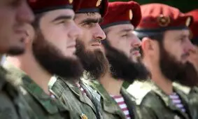 فریاد الله اکبر جنگجویان چچنی پس از اشغال لیسیچانسک اوکراین/ ویدئو

