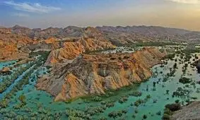 این سد پس از بارش‌ها ترک برداشت/هشدار نسبت به نشتی آب از بدنه سد