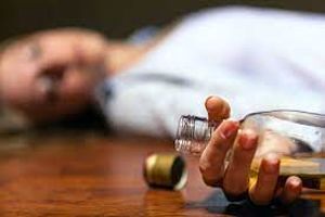 فوت 3 مسافر تنکابن بر اثر مشروبات الکلی