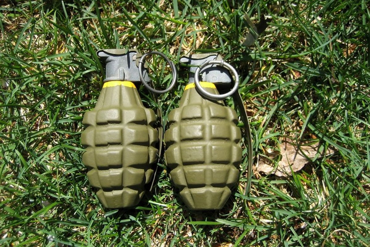 ۴۹ قبضه نارنجک جنگی در بانه کشف شد