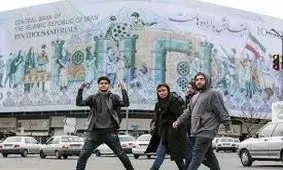 کیهان: چقدر خوبه این نسلZ/ دهه شصتی‌ها مواجهه متفاوتی با بحران جنگ داشتند