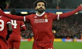 عکس خانوادگی پربازدید از محمد صلاح با درخت کریسمس/ عکس

