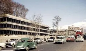 تهران قدیم/ عکس پلیس زن در خیابان‌های تهران سال ۱۳۵۲