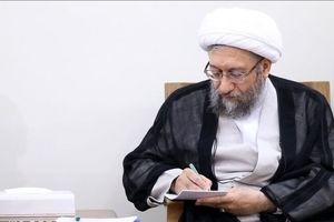 آملی لاریجانی: مجمع تشخیص آماده همکاری با دولت چهاردهم است

