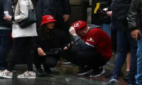 اتفاق وحشتناک در جشن لیورپول؛ حمله یک خودرو به جمعیت