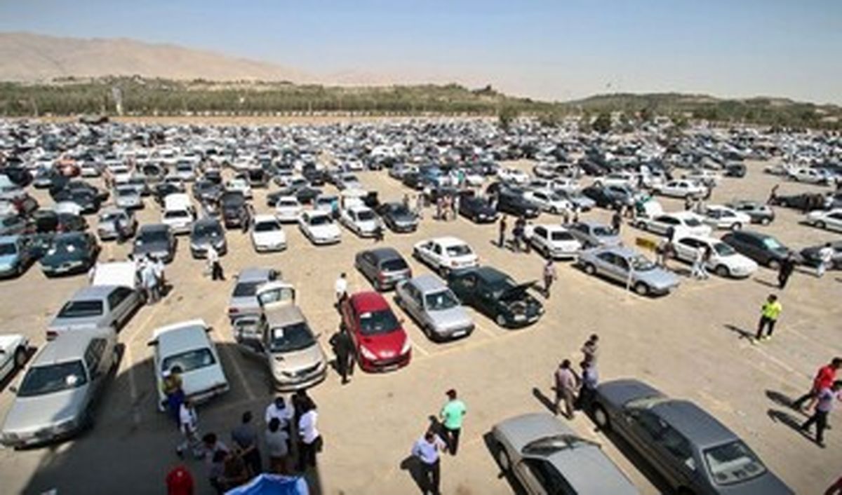 وزیر صمت: دو نرخی شدن قیمت خودرو غیرکارشناسی بود
