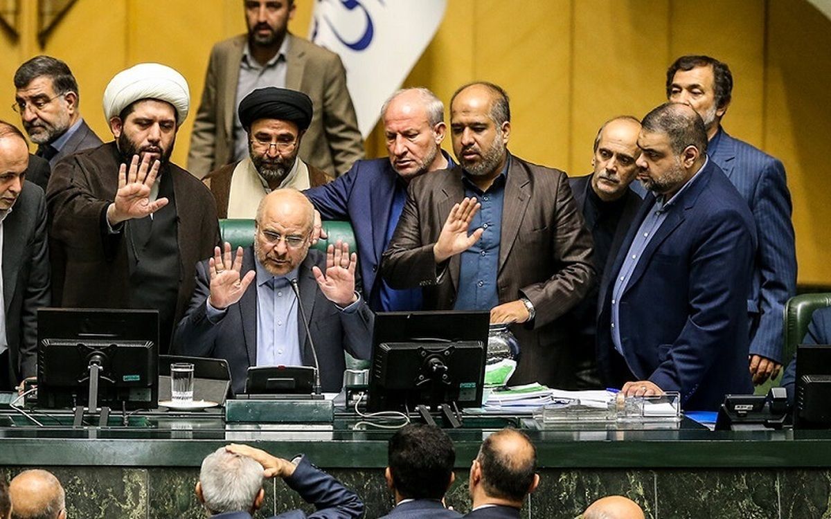 صفبندی در مجلس درباره لایحه عفاف و حجاب/ قالیباف پلمب اماکن از سوی نیروی انتظامی را خلاف قانون اساسی دانست