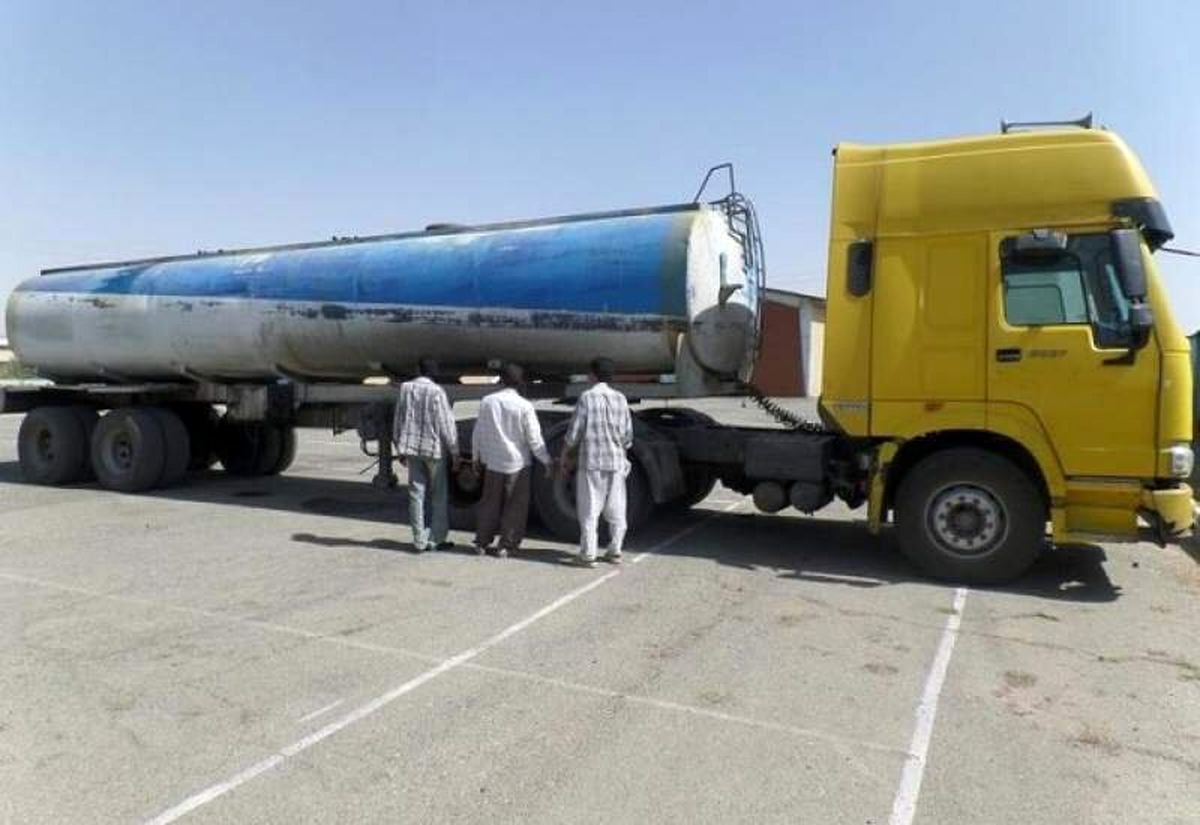 انهدام شبکه سازمانیافته قاچاق سوخت در جنوب و شرق کشور/ دستگیری ۴ سرشبکه