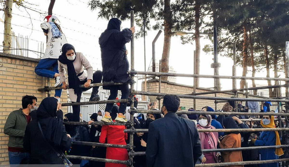 برخورد قانونی با ماموران فراجا تا جابجایی مسئولان خاطی فدراسیون فوتبال