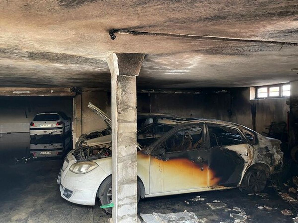 مهار آتش در پارکینگ یک آپارتمان در شیراز/ نجات ۱۵ نفر از ساکنان