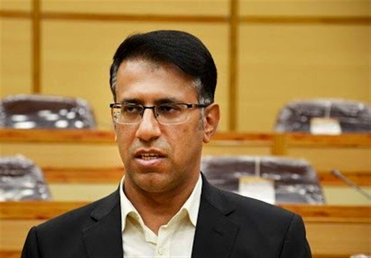 نماینده مجلس: تولید «خودرو» و «پراید» را به سپاه بدهید