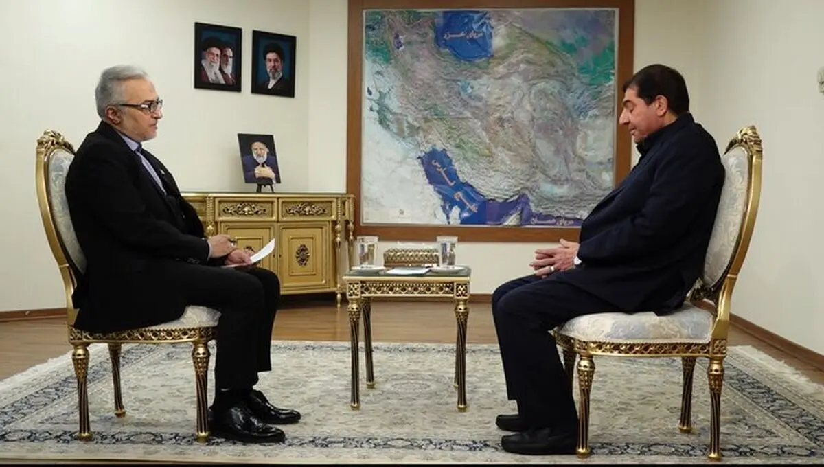 مخبر: تنگه هرمز جزو سرزمین ماست و آمریکا از جای دیگری آمده است
