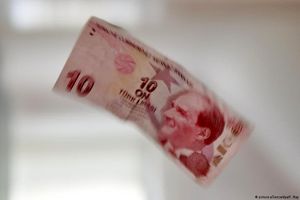 سقوط تاریخی پول ترکیه/ ارزان‌ترین لیر تاریخ تا امروز / هر دلار ۱۵.۵ لیر
