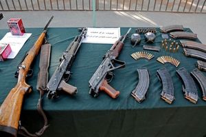 قاچاقچی سلاح و مهمات جنگی در دام پلیس