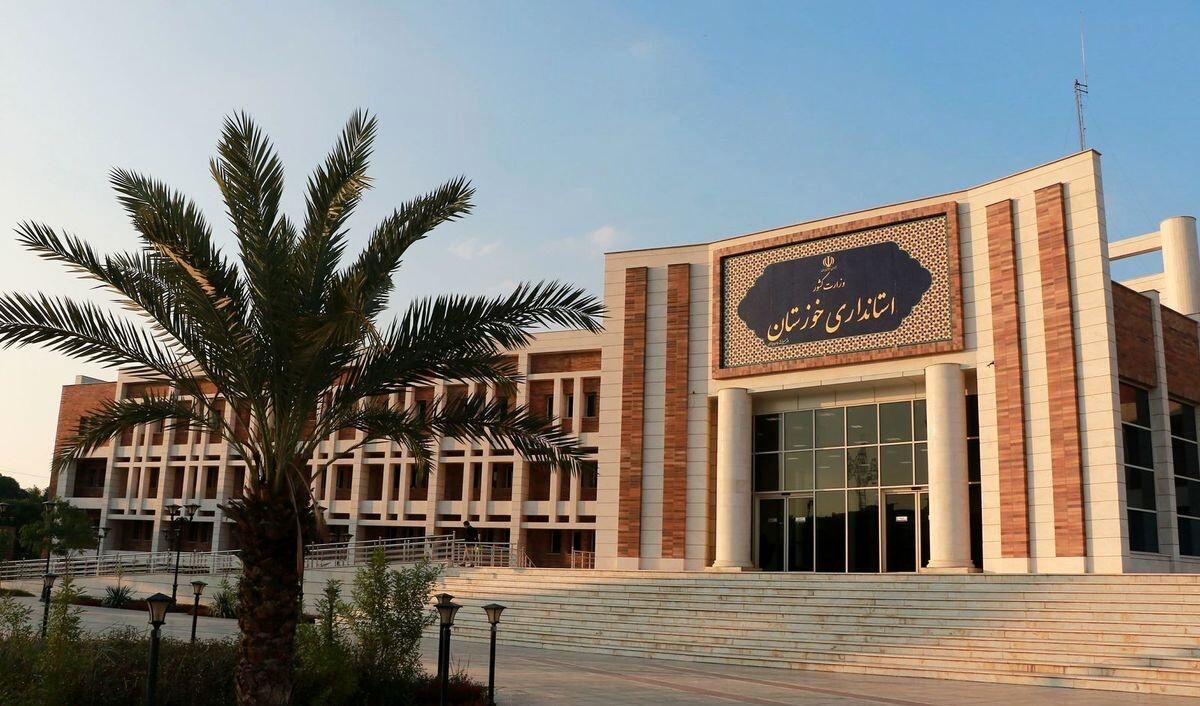  چرا روابط عمومی استانداری را تخریب می کنند؟/ چشم اسفندیار یا بازوی رستم 