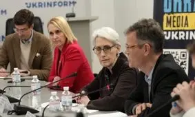 وندی شرمن: آمریکا نگران روابط ایران و روسیه است