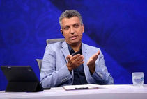 انتقاد تند فردوسی‌پور از کاروان ۸۶ نفره تیم ملی فوتبال در دبی/ ویدئو

